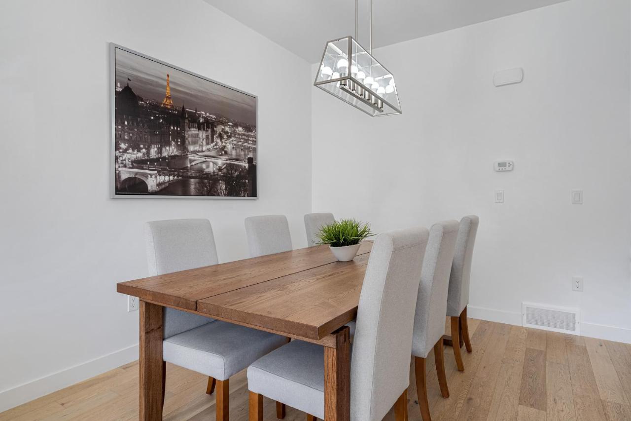 Luxury Spacious Private House Near City Centre YYC Kültér fotó