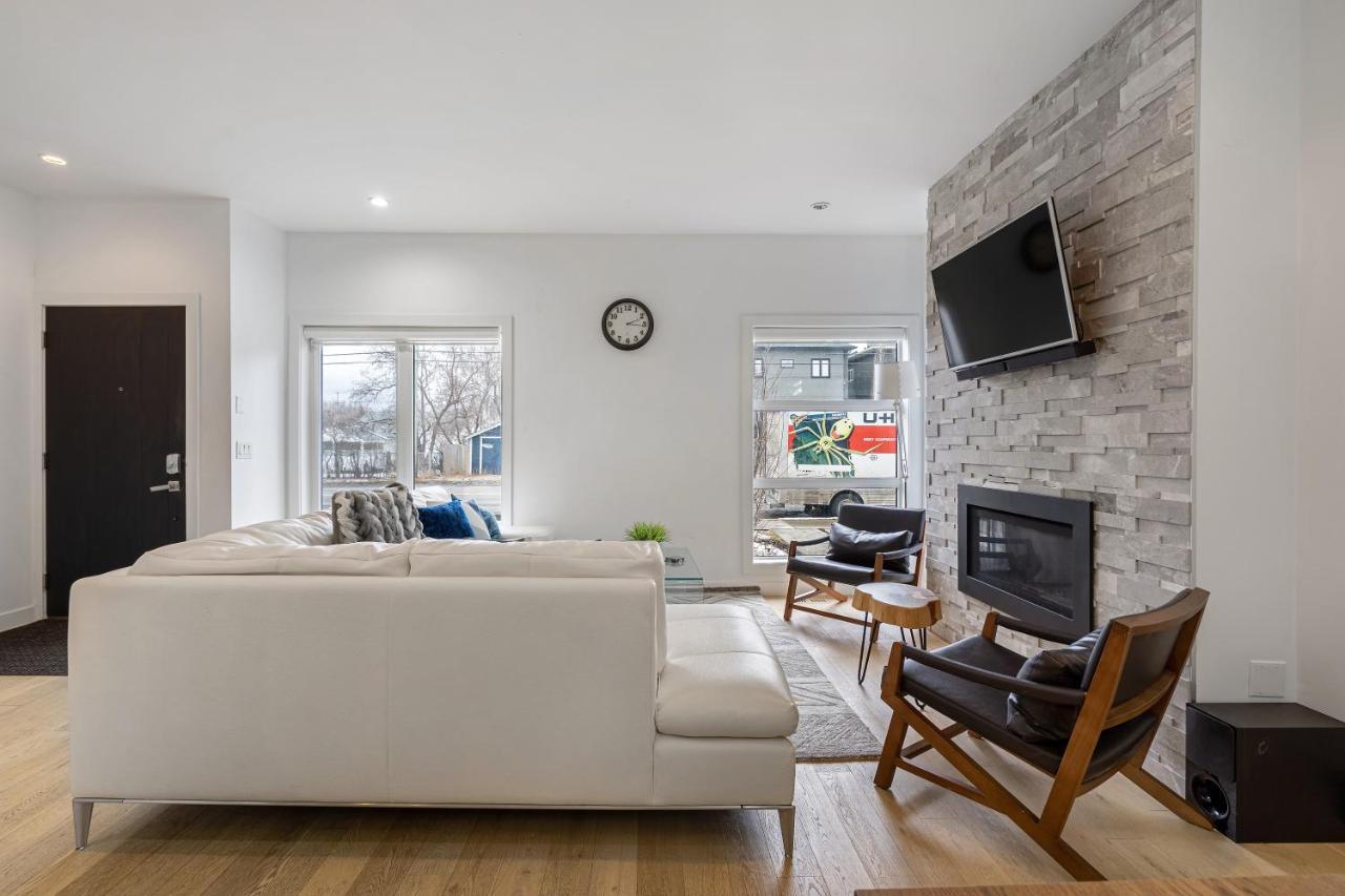 Luxury Spacious Private House Near City Centre YYC Kültér fotó